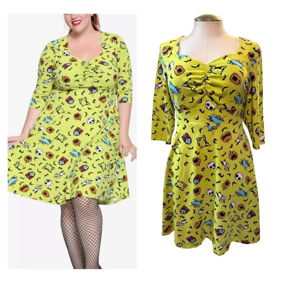 Hot Topic Plus Size 2 Disney Nightmare Before Christmas Retro Fit n Flare Dress - Picture 1 of 6